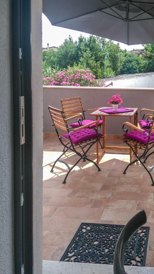 Apartment Li Tar-Vabriga Dış mekan fotoğraf